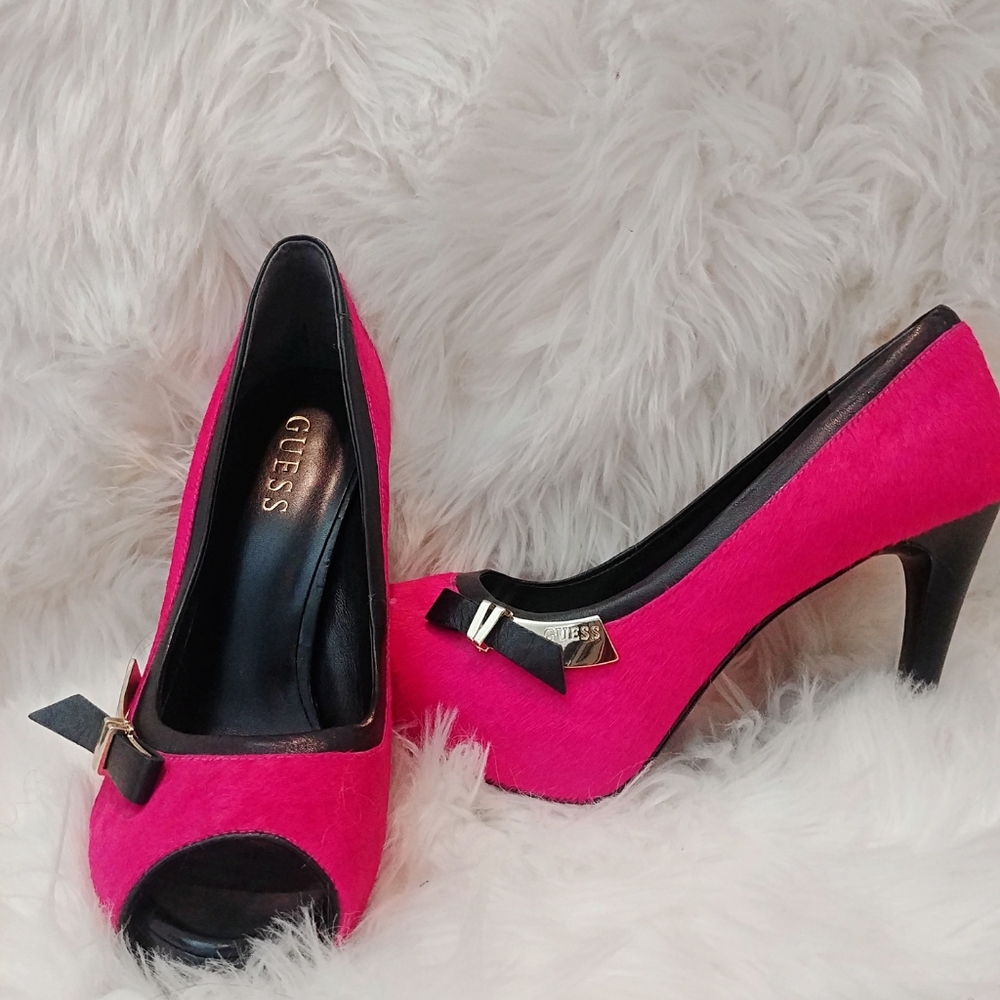 Guess shoe